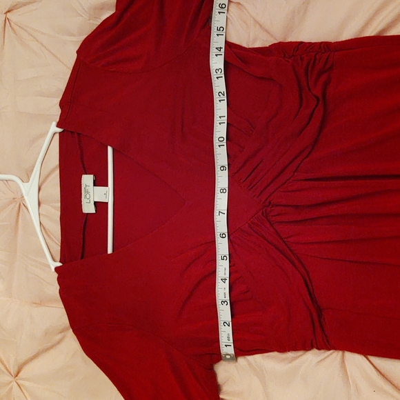 Ann Taylor Loft red top - Picture 8 of 8